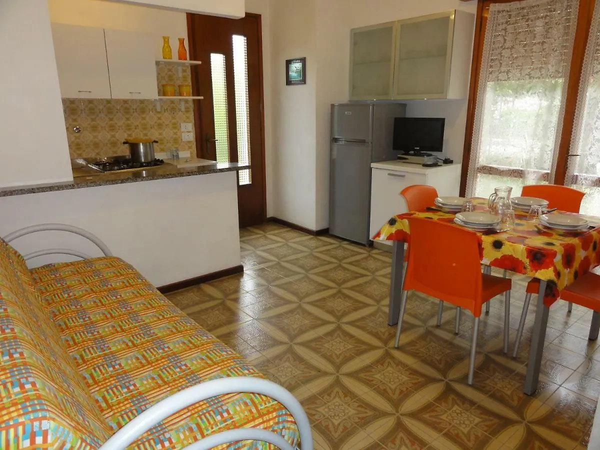 公寓 Villa Galasso 比比翁